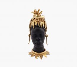 COLGANTE CABEZA REY AFRICANO EN ORO AMARILLO Y OBSIDIANA Asa, reasa, tocado, pendientes y base del cuello, realizadas en oro amarillo de 18 kt. Cabeza tallada en obsidiana negra. 
