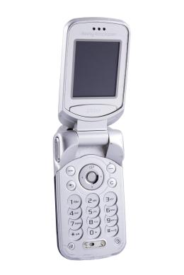 TELÉFONO SONY ERICSSON Z530i., NEGRO Y PLATEADO. Sin batería. Carcasa defectuosa.Exclusivo para repuesto, no se garantiza el funcionamiento de ningún terminal.