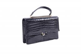 BOLSO DE PIEL DE COCODRILO EN COLOR NEGRO, LOEWE, 1846.