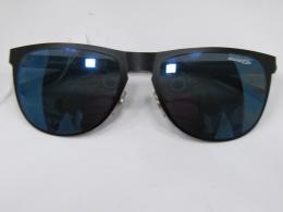 GAFA DE SOL ARNETTE Marcadas señales de uso