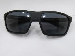GAFA DE SOL ARNETTE Marcadas señales de uso
