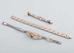 LOTE DE TRES PULSERAS DE ACERO. conjunto de tres pulseras de acero, una marca stainless steel.