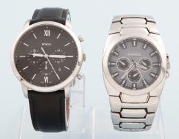 LOTE DE DOS RELOJES FOSSIL EN METAL PLATEADO CON CORREA DE METAL Y CAUCHO ,FOSSIL  NO SE PUEDE COMPROBAR SU FUNCIONAMIENTO,MOVIMIENTO CUARZO. 
