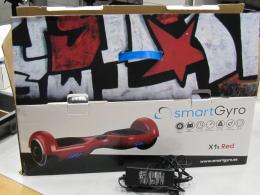 PATINETE ELÉCTRICO HOVERBOARD ,HOVERBOARD Patinete eléctrico hoverboard en color rojo acompañado de caja y cargador, nuevo.NO SE PUEDE COMPROBAR SU FUNCIONAMIENTO 