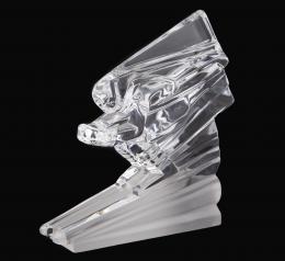 FIGURA DE ESQUIADOR Figura de esquiador de cristal de Sevres. Marca en la base. 17x16x7 cm