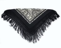MANTÓN DE MANILA BORDADO EN SEDA CON MOTIVOS FLORALES BLANCOS SOBRE FONDO NEGRO, PRINCIPIOS S. XX.