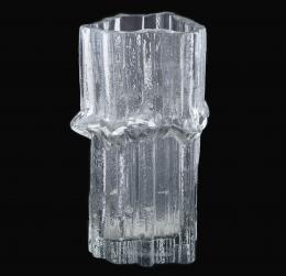 TAPIO WIRKKALA (Finlandia,1915-1985) JARRÓN DE VIDRIO SOPLADO Vidrio 23 cm.