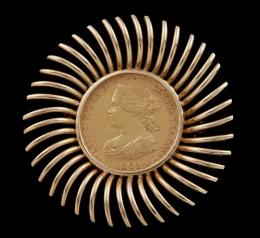 BROCHE EN ORO