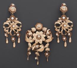 CONJUNTO DE BROCHE Y PENDIENTES EN ORO 18 KT