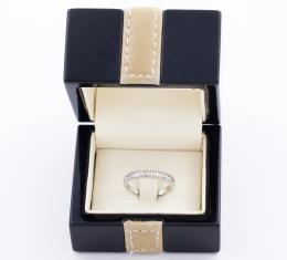 MEDIA ALIANZA EN ORO 18 KT Y DIAMANTES
