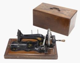 MÁQUINA DE COSER FRISTER ROSSMAN