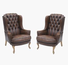 PAREJA DE SILLONES ESTILO CHESTER EN POLIPIEL. SEGUNDA MITAD S.XX
