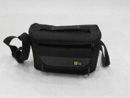 ESTUCHE PARA CÁMARA MARCA CASE LOGIC EN COLOR NEGRO