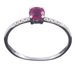 SORTIJA EN ORO DE 18KT, RUBÍ Y DIAMANTES