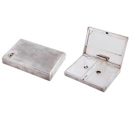 CAJA MAQUILLAJE REALIZADA EN PLATA DE LEY CON BOLSO