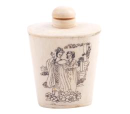 SNUFF BOTTLE EN HUESO. CHINA, S.XIX, TALLER SEGÚN DIBUJOS DINASTÍA QING.