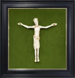 CRISTO CRUCIFICADO EN RESINA