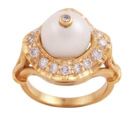 SORTIJA EN ORO 18KT, PERLA CULTIVADA AUSTRALIANA Y DIAMANTES
