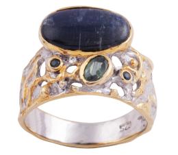 SORTIJA EN PLATA 925 CON CHAPADO EN ORO, LABRADORITA Y ZAFIROS. JOYERÍA DE AUTOR, PIEZA ÚNICA
