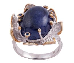 SORTIJA EN PLATA 925 CON CHAPADO EN ORO Y ZAFIROS. JOYERÍA DE AUTOR, PIEZA ÚNICA