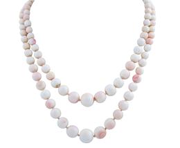 COLLAR DE CORAL BLANCO Y BROCHE EN ORO 18KT