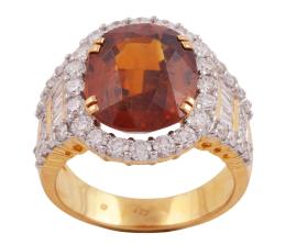 SORTIJA EN ORO 14KT, ZAFIRO ORANGE Y DIAMANTES