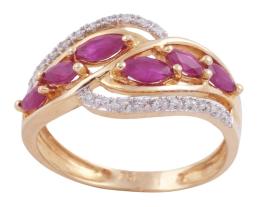 SORTIJA EN ORO BICOLOR 18KT, RUBÍES Y DIAMANTES