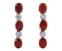 PENDIENTES EN ORO BICOLOR 18KT, ESPESARTINAS Y DIAMANTES