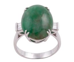 SORTIJA EN ORO 18KT, JADE Y DIAMANTES