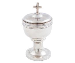 PEQUEÑO COPÓN DE PLATA DE LEY MACIZA FRANCESA. PLATERO BASNIER (act. 1819-1838)