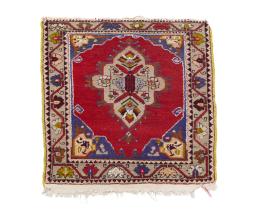 ALFOMBRA PERSA PEQUEÑA EN LANA