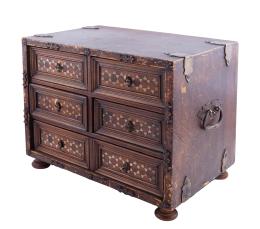 ARCÓN EN MADERA, S XIX