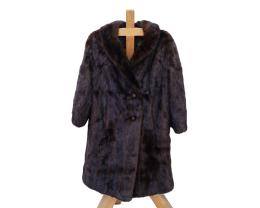 ABRIGO LARGO EN PIEL DE VISÓN