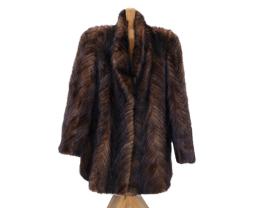 CHAQUETÓN EN PIEL DE VISÓN