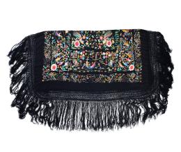 MANTÓN DE MANILA EN SEDA NEGRO, S.XX