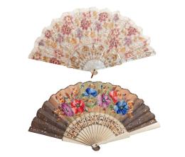 LOTE DE DOS ABANICOS, S. XX