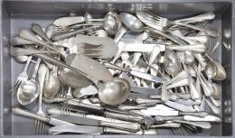 CUBERTERÍA EN PLATA PARA 12 SERVICIOS