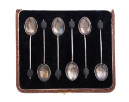 SEIS CUCHARITAS DE CAFÉ EN PLATA DE LEY