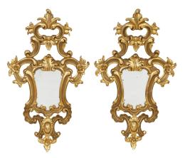 PAREJA DE CORNUCOPIAS, ESTILO ISABELINO