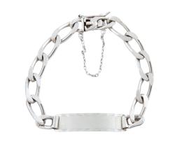 ESCLAVA EN PLATA DE LEY.