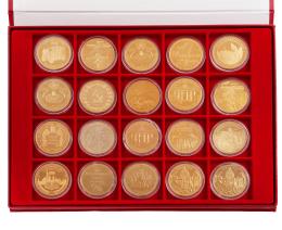 COLECCIÓN DE "CLUB FRANÇAIS DE LA MONNAIE" COMPUESTO POR 20 MONEDAS EN METAL CHAPADO EN ORO DE 24 KT