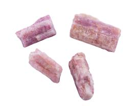 CRISTALES DE TURMALINA EN BRUTO, PESO 69.54 CT
