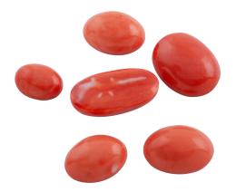 CORALES EN CABUJON CON PESO TOTAL 112 CT