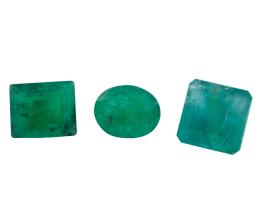 ESMERALDAS, TRES TALLAS, ESMERALDA , RECTANGULAR Y OVAL, CON PESO TOTAL DE 6.48 CT