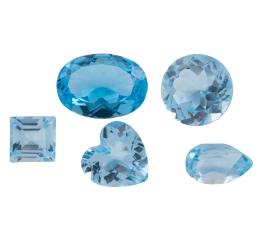 TOPACIOS AZULES EN DIFERENTES TALLAS Y TAMAÑOS CON PESO TOTAL DE 19.90 CT