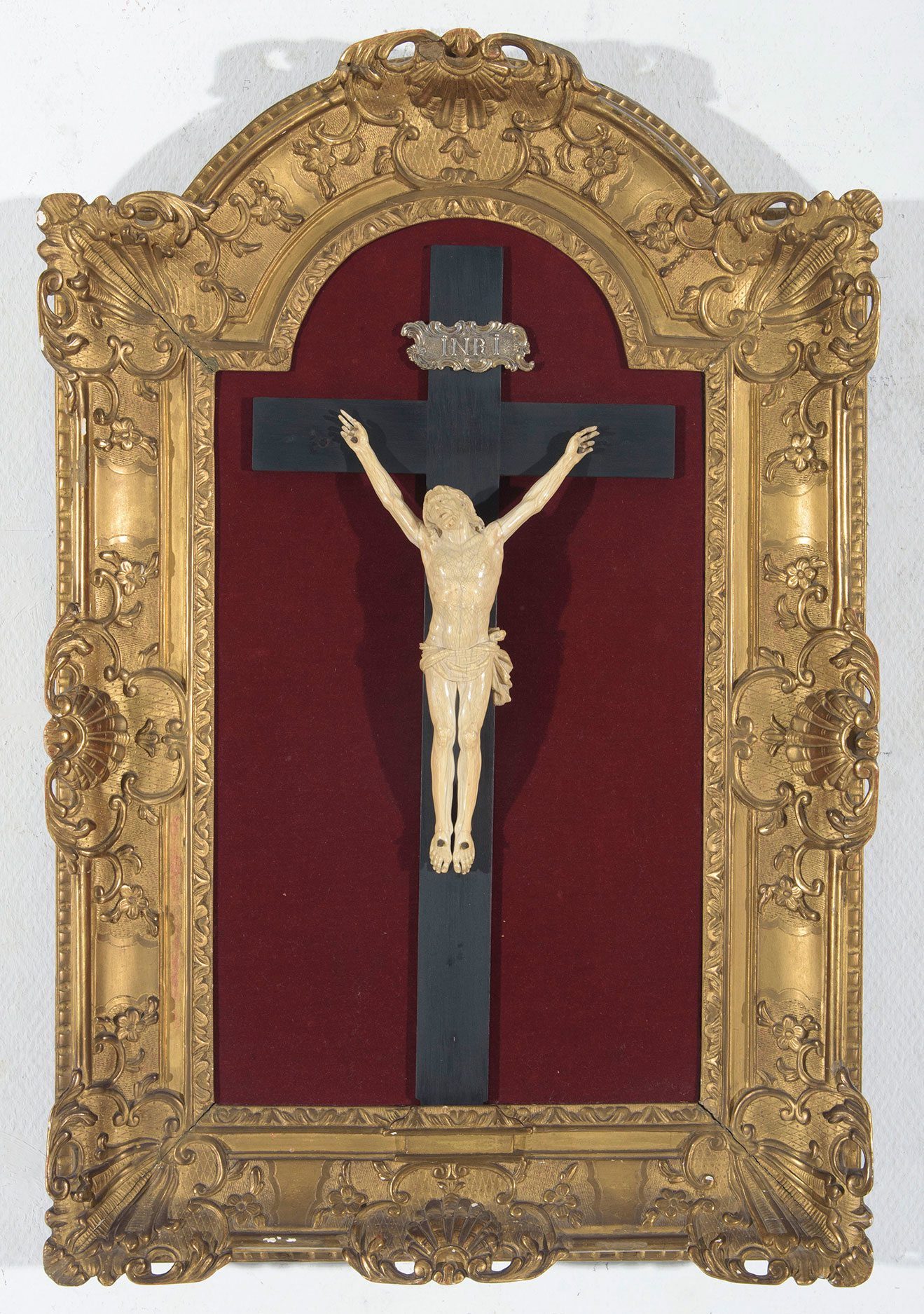 CRISTO DE MARFIL DE CUATRO CLAVOS, S.XVII