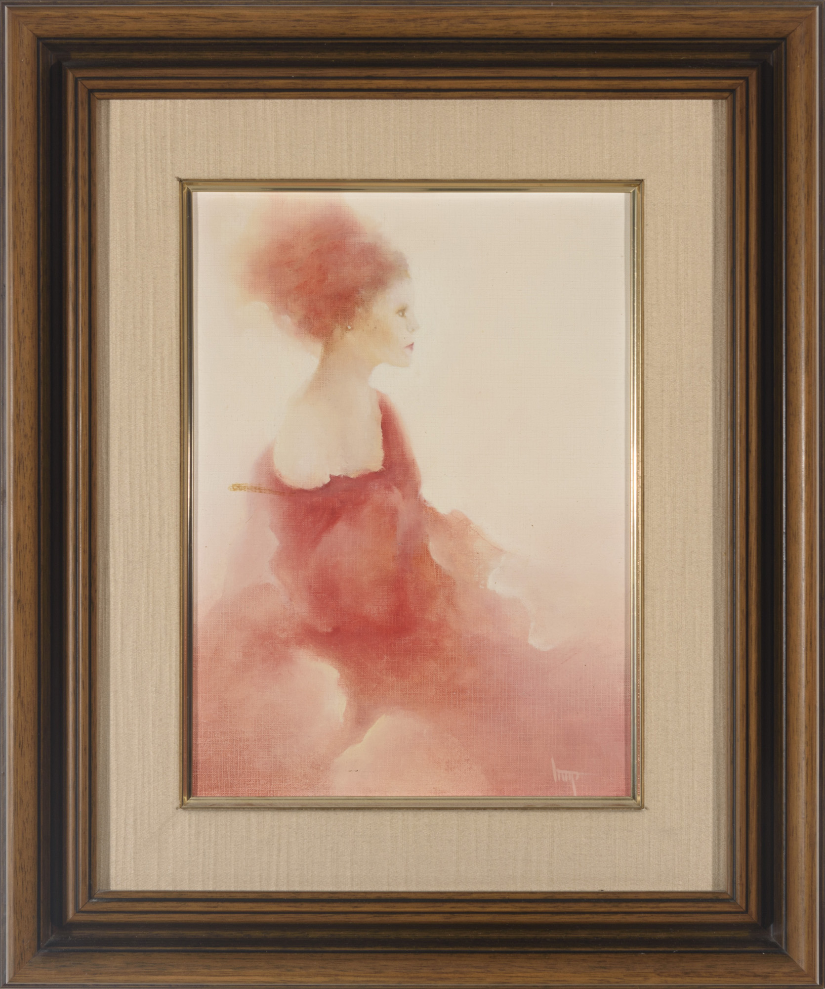MUJER DE PERFIL EN ROJO.