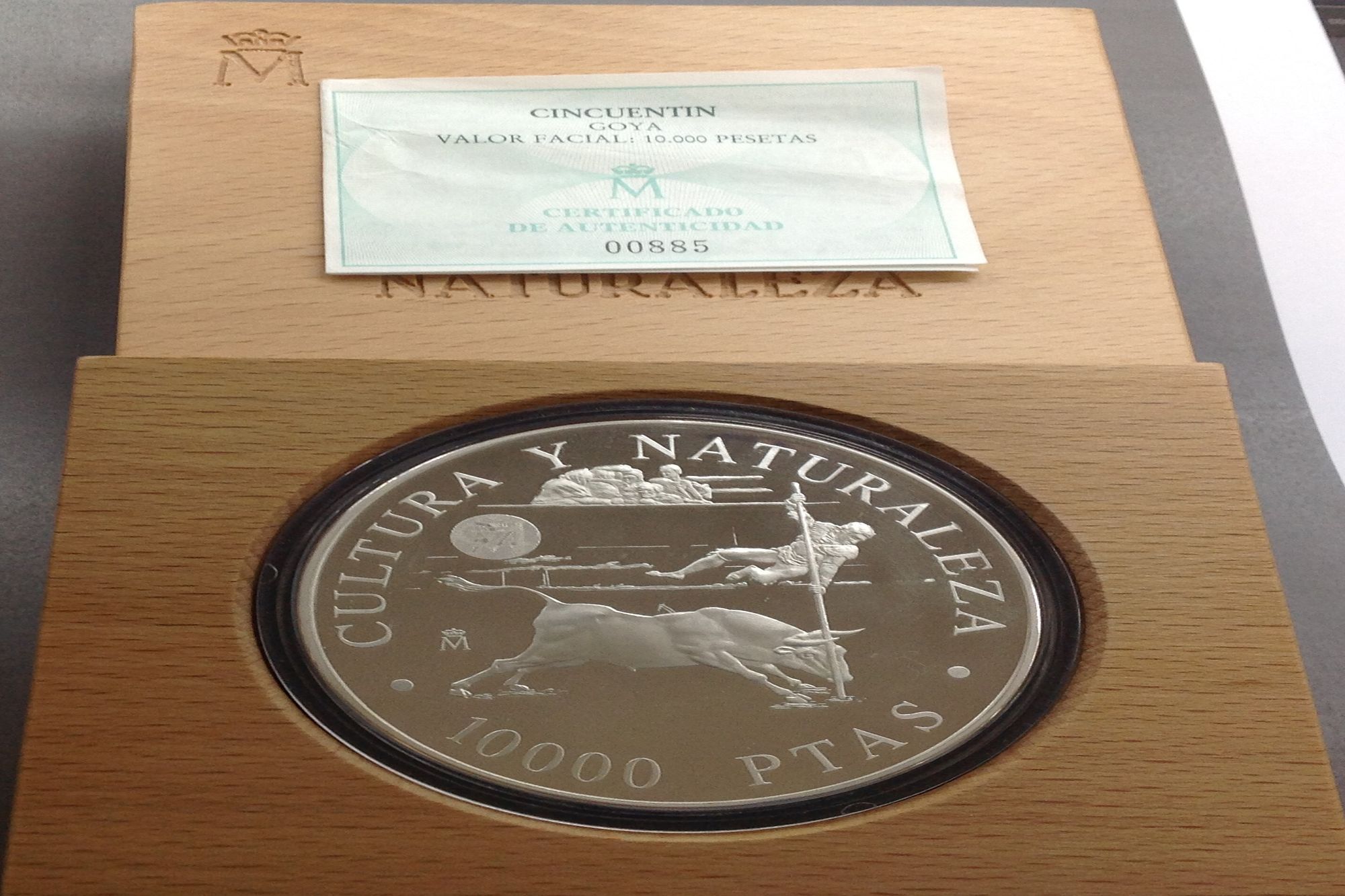 Moneda