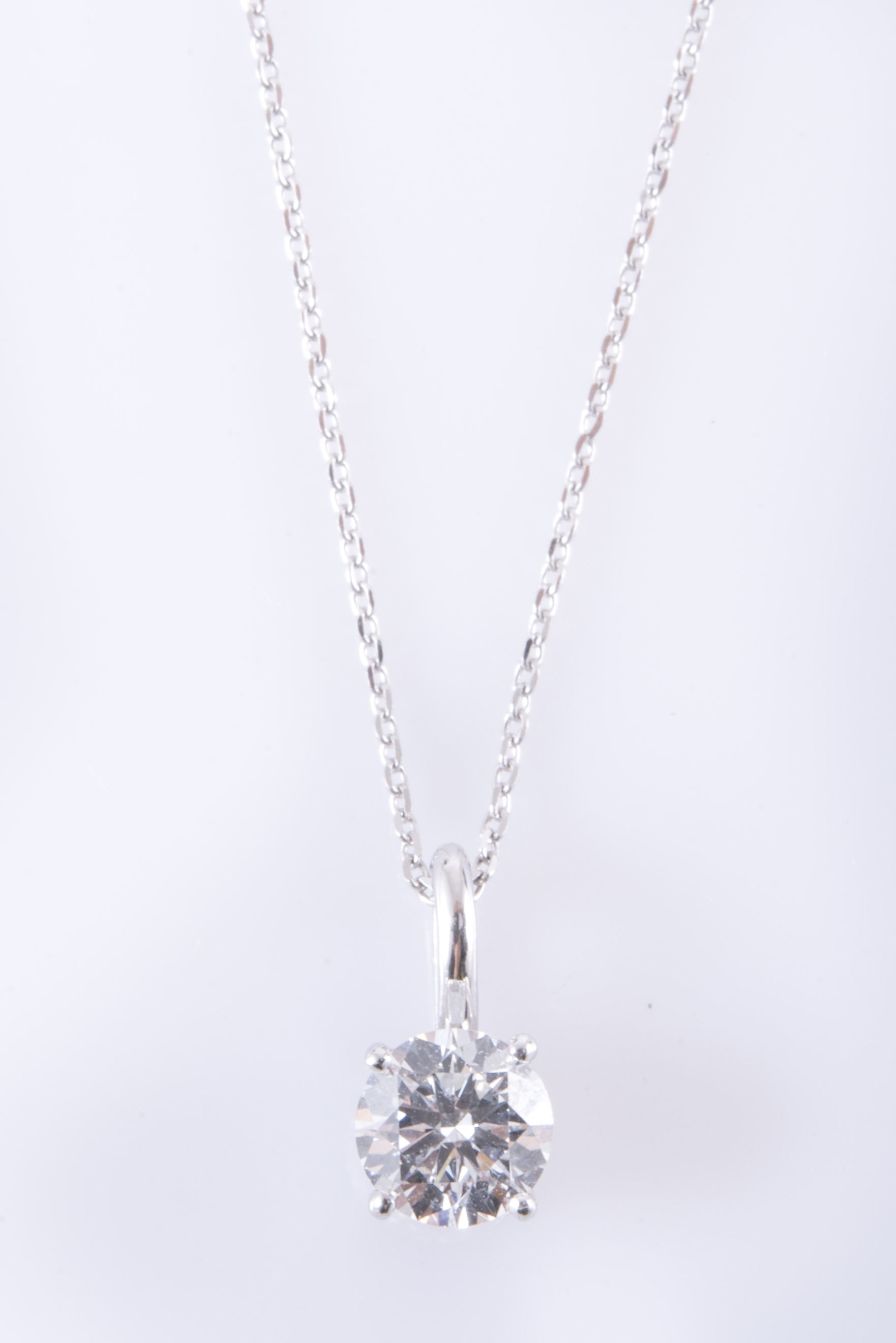 Colgante con cadena