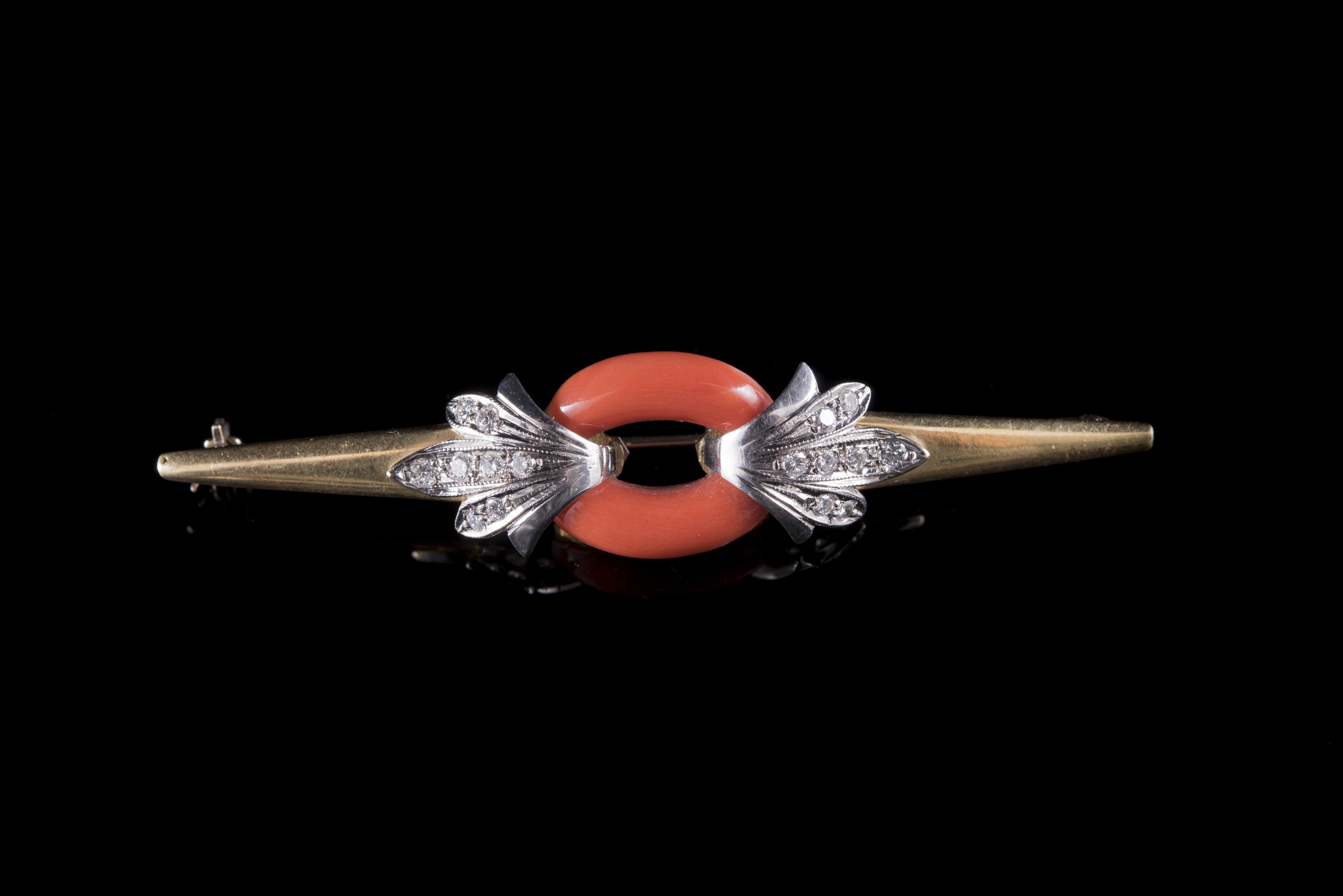 Broche